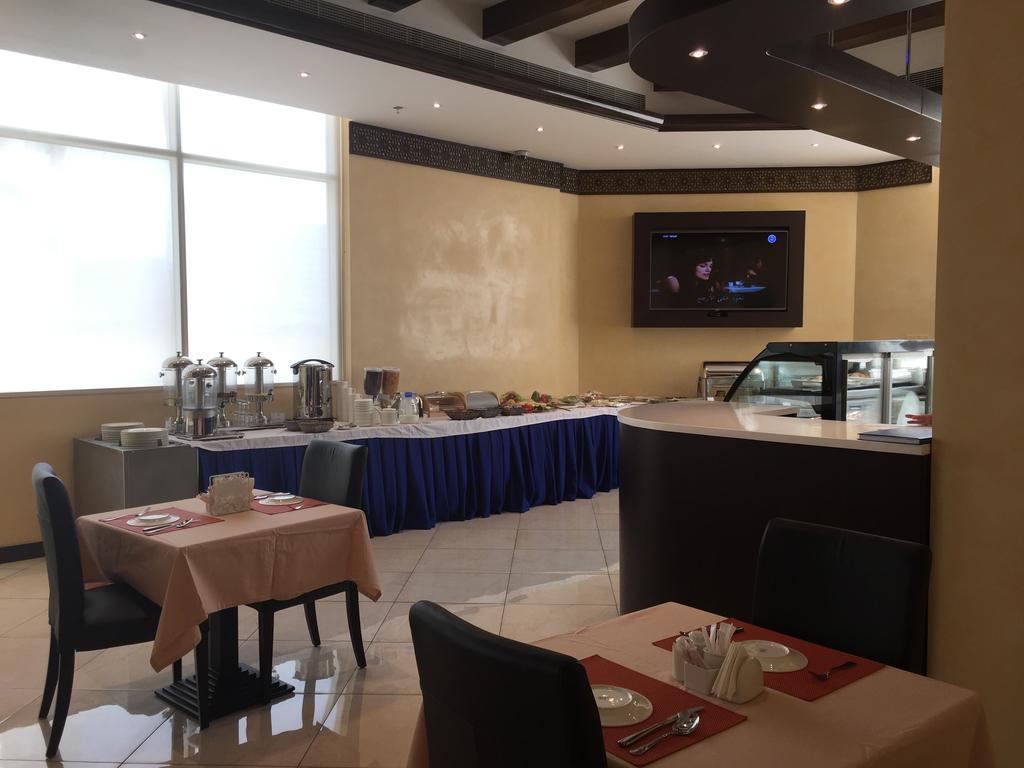Boulevard City Suites Hotel Apartments Dubai Exteriör bild