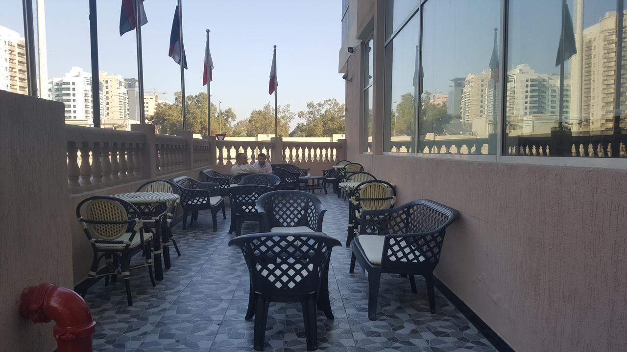 Boulevard City Suites Hotel Apartments Dubai Exteriör bild