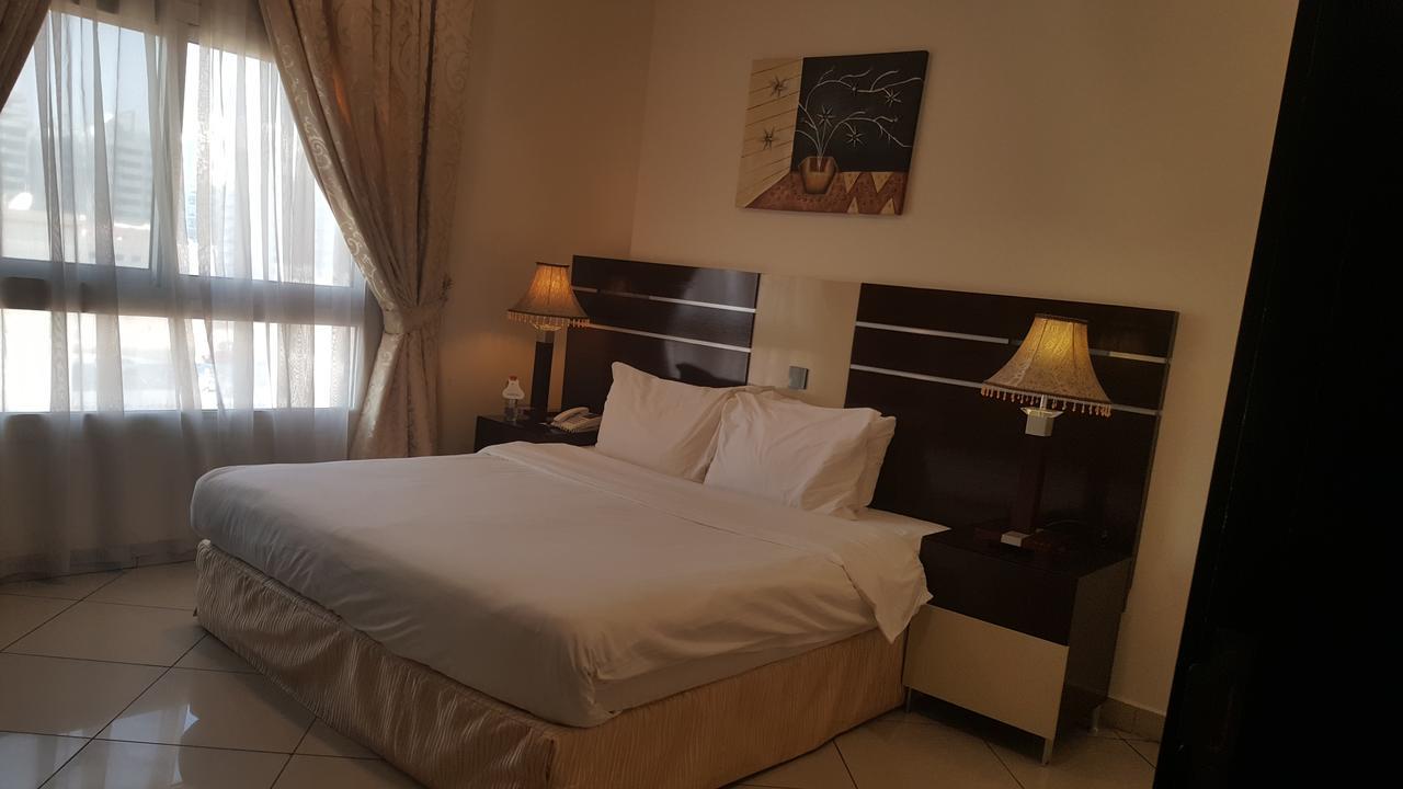 Boulevard City Suites Hotel Apartments Dubai Exteriör bild